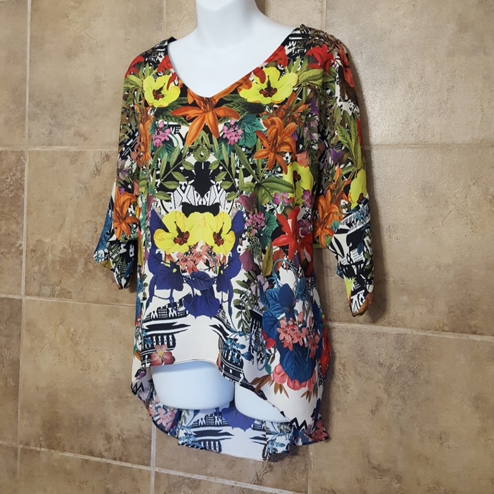 Joseph Ribkoff Top size 8 - Picture 3 of 5